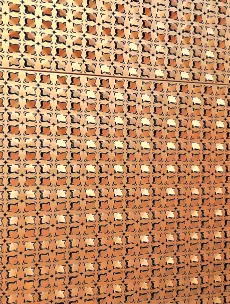 Round shingle panel